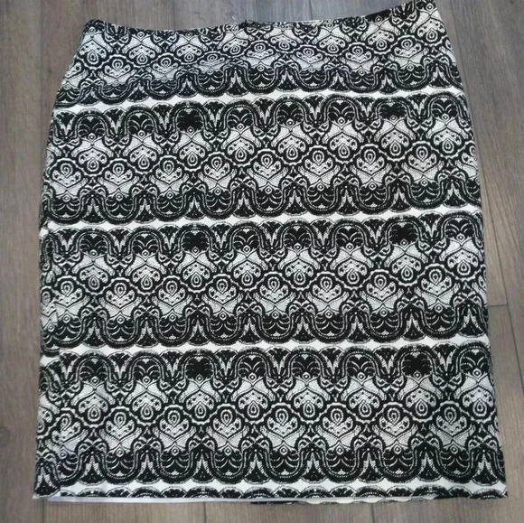 Liz  Claiborne skirt - Picture 1 of 4
